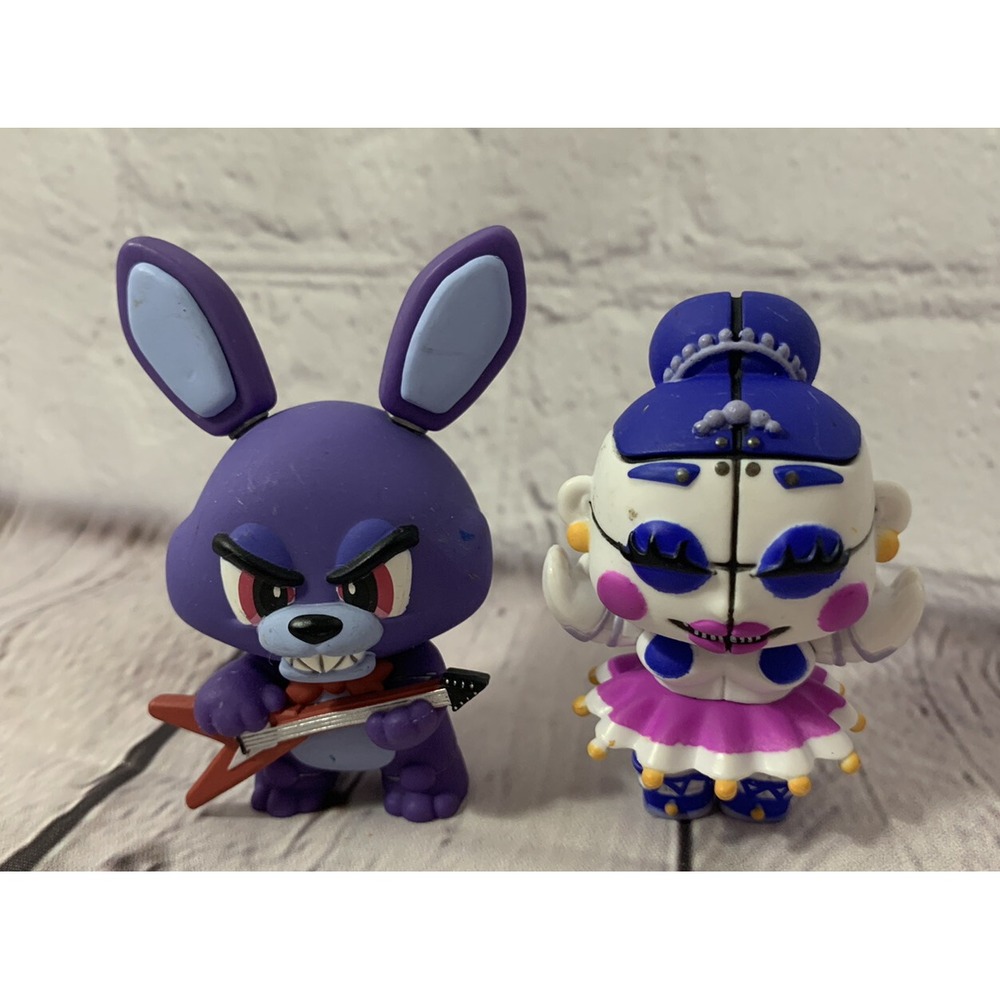 Funko Mystery Mini Five Nights At Freddy's Ballora Rockstar Bonnie guitar figure
